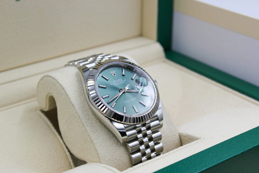 Rolex Datejust 41 126334 Mint Green Dial